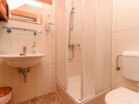 Standard szoba – Fürdőház